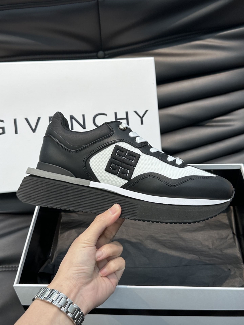 Givenchy Sneakers